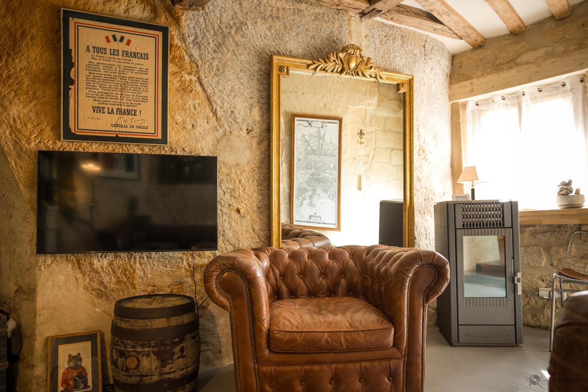 Chez Millouz - Triplex Semi-Troglodyte Apartman Pontoise Kültér fotó